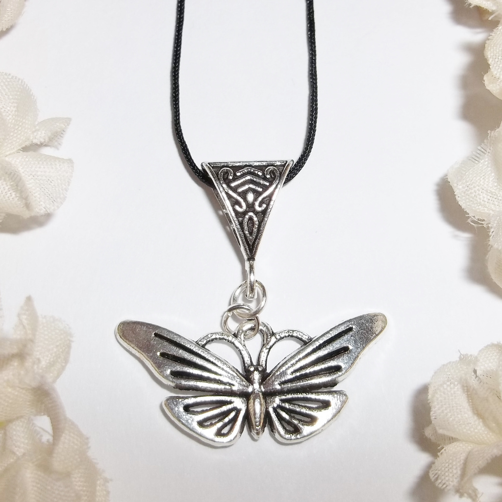 Butterfly Necklace Bohemian Style Gift Nwt 4959